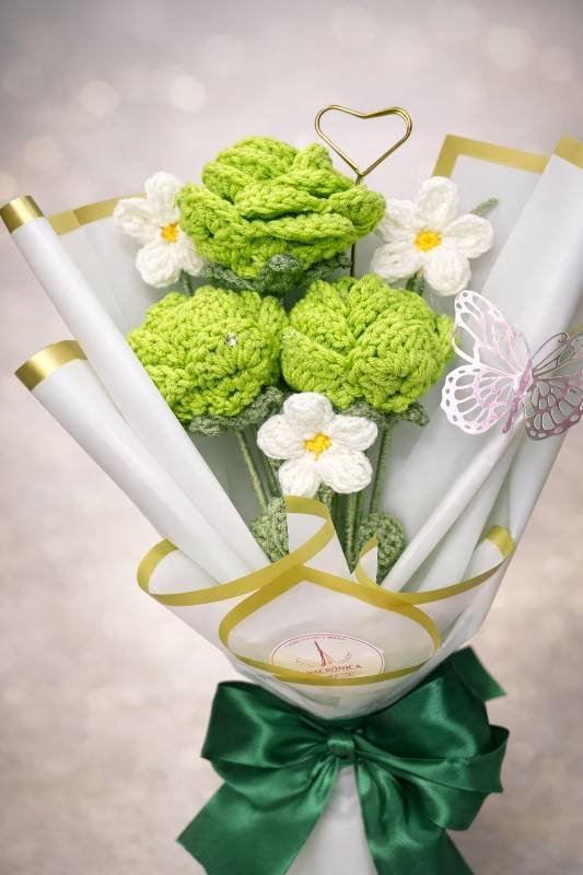 Ramo de rosas verdes